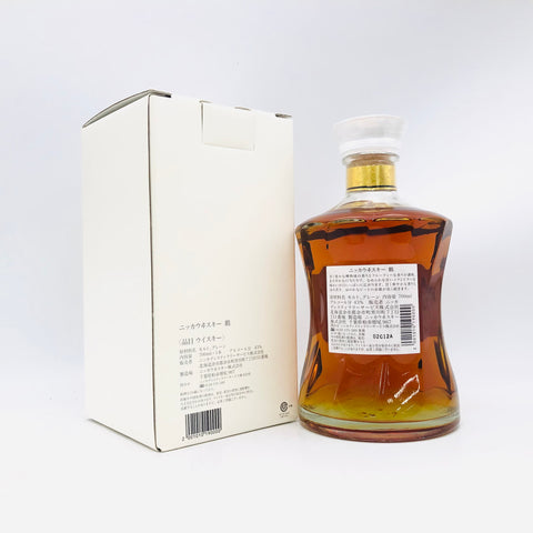 ニッカ鶴スリム 700ml。日本ブレンデッドの真髄、鶴の気品 