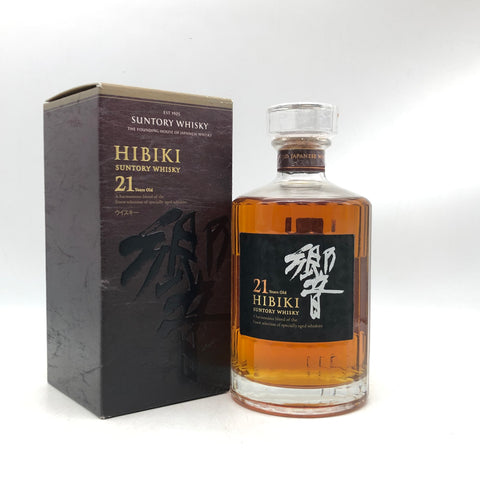 響21年旧ラベル 700ml。静かに満ちる、熟成の調べ。 