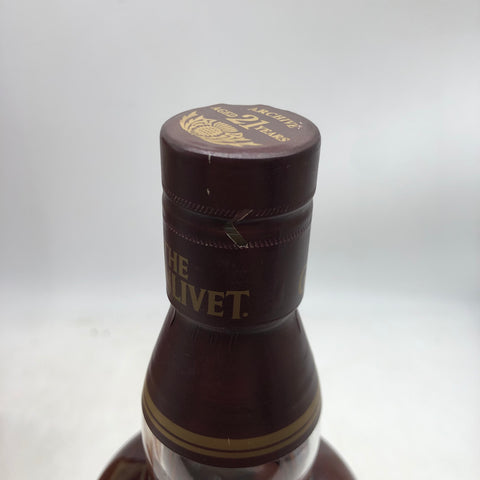 グレンリベット21年アーカイブ 700ml。優雅に香る、熟成の宝庫。 