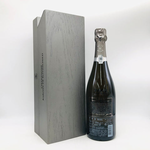 バロンドロスチャイルド2008。格調と情熱が織りなす、気品ある余韻。　