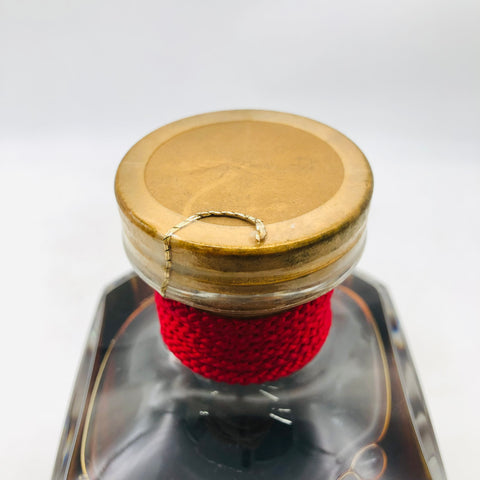 マーテルエクストラバカラ 700ml。芸術品のような至高のコニャック。