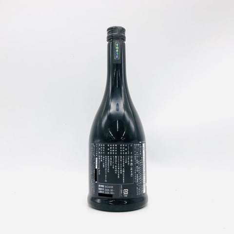 新政アッシュ水墨2024 720ml。墨絵のごとき奥行きを描くモダン日本酒