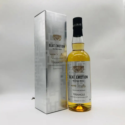 BEAT EMOTION TRIANGLE ビート エモーション ワールドモルト トライアングル 布袋寅泰 長濱蒸溜所 700ml 長濱 ウイスキー 700ml ラベル