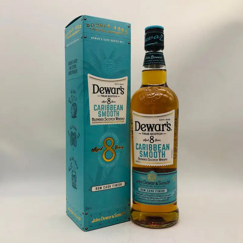 デュワーズ8年カリビアンスムースラムカスクフィニッシュのボトルとパッケージ。