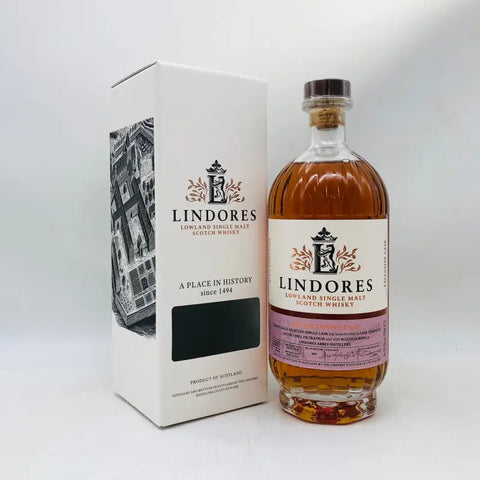 LINDORES リンドーズ シングルカスク STRワインカスクのボトルとパッケージ画像