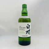 サントリー 白州NV 700ml 43%の緑色のボトルとラベルの日本のシングルモルトウイスキー