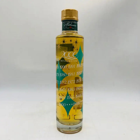 サントリー ウイスキー ミレニアム 10年 ベビーボトル 250ml。新世紀を祝う、やさしく華やぐ10年熟成